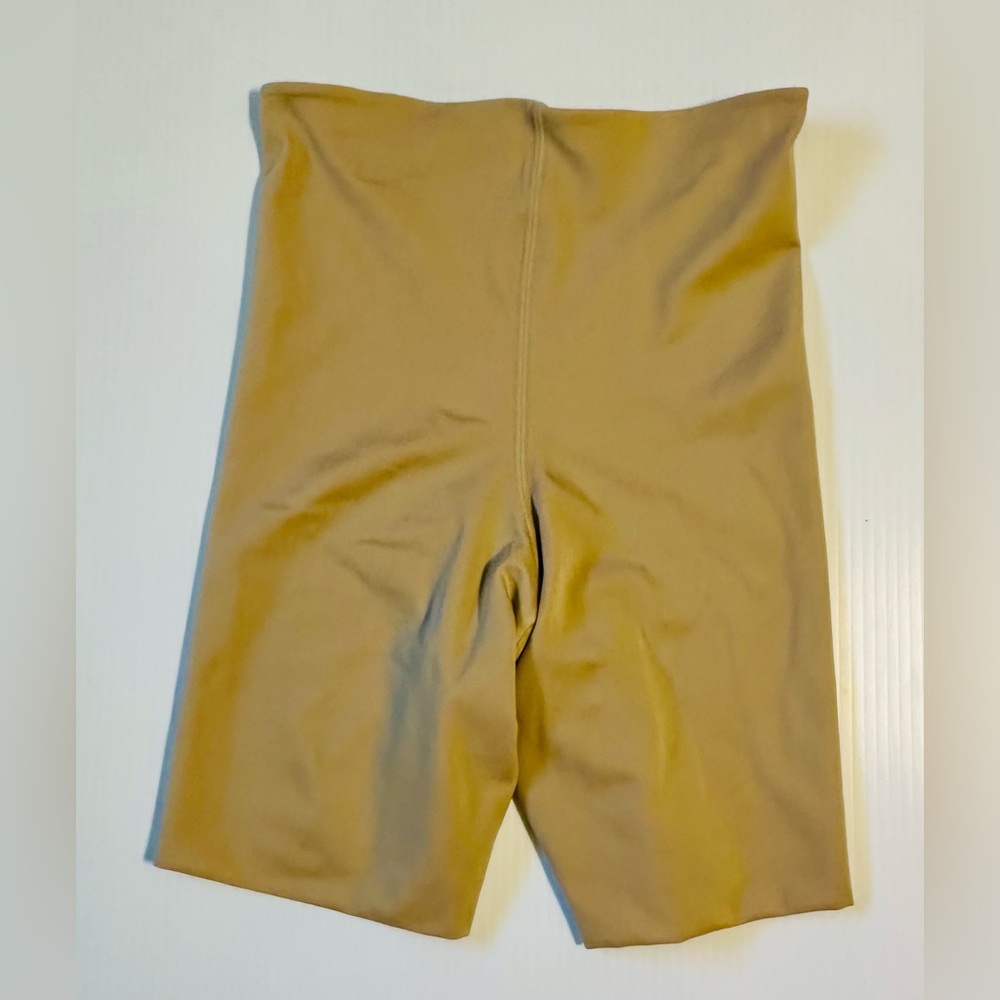 Spanx - Picture 3 of 3